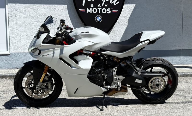 2021 Ducati SuperSport 950 S