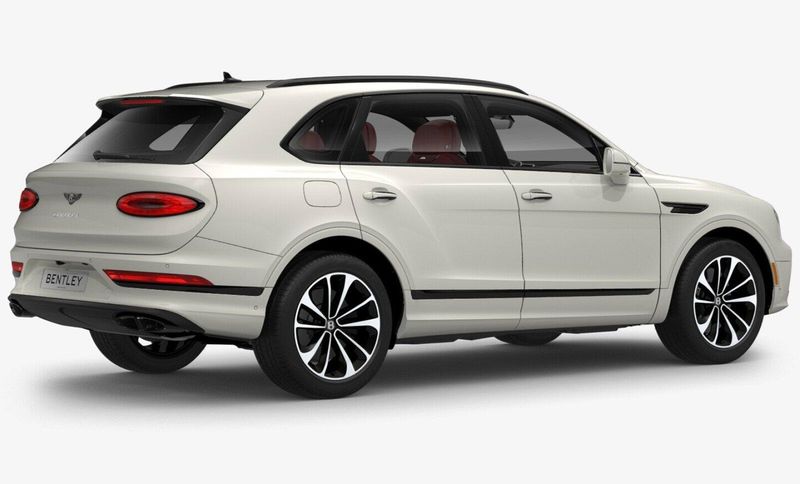 2024 Bentley Bentayga V8Image 3