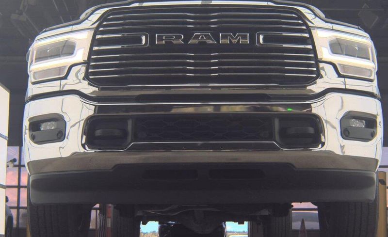 Used 2022 RAM 2500 Laramie Crew Cab LongBox Diesel 4x4Image 2