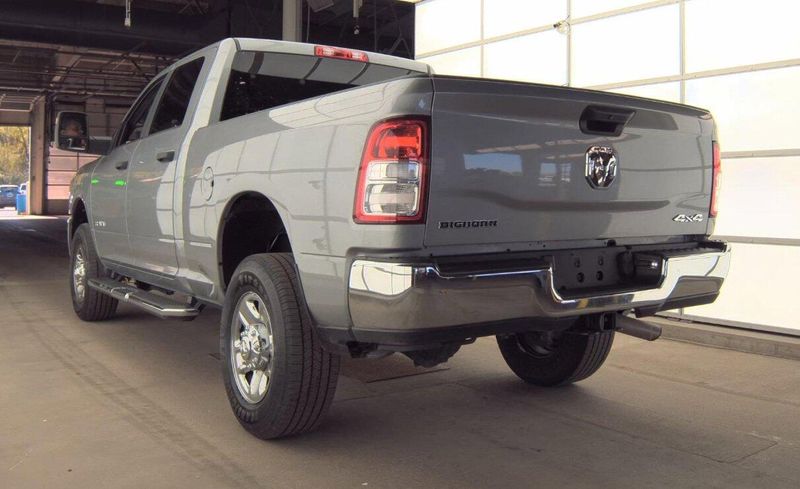 Used 2024 RAM 2500 Big Horn Crew Cab 6.4L V8 4x4Image 3