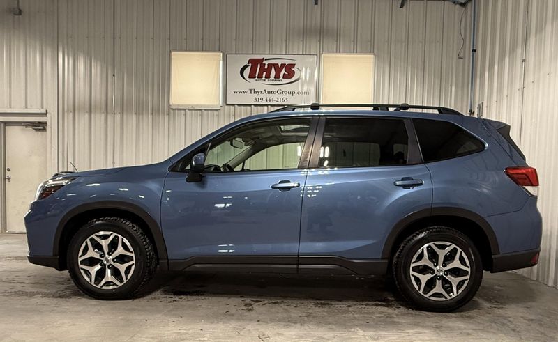 Used 2019 Subaru Forester PremiumImage 17