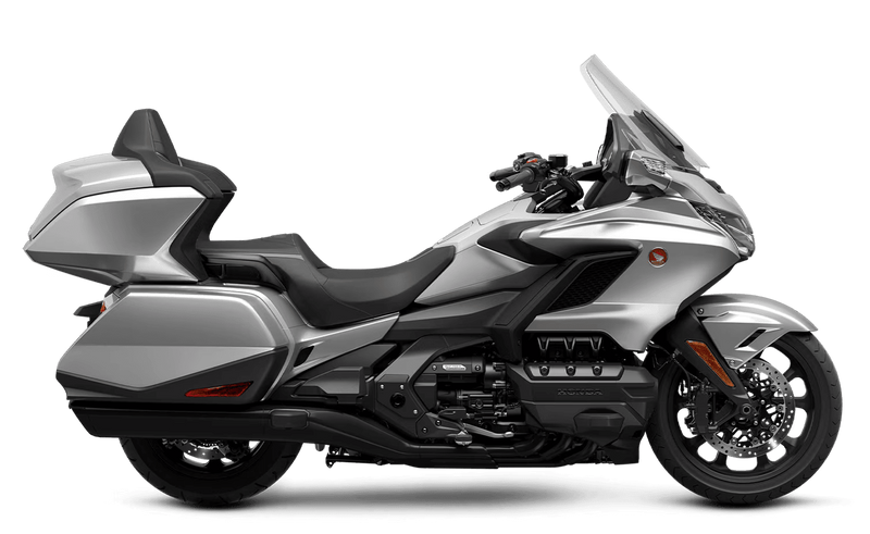 2025 Honda GOLDWING TOUR DCT LIGHT SILVER METALLIC Image 1
