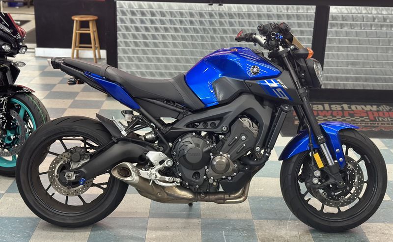 2016 Yamaha FZ 09Image 1