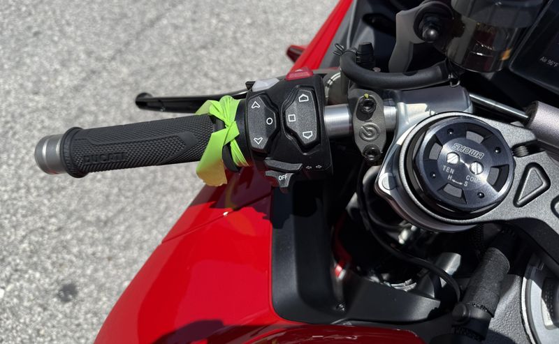 Used 2025 Ducati Panigale V4 