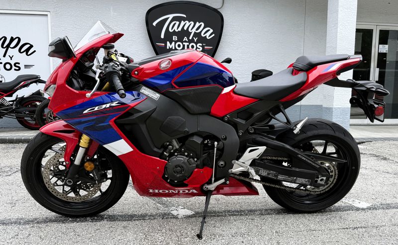 2024 Honda CBR 1000RR ABS 