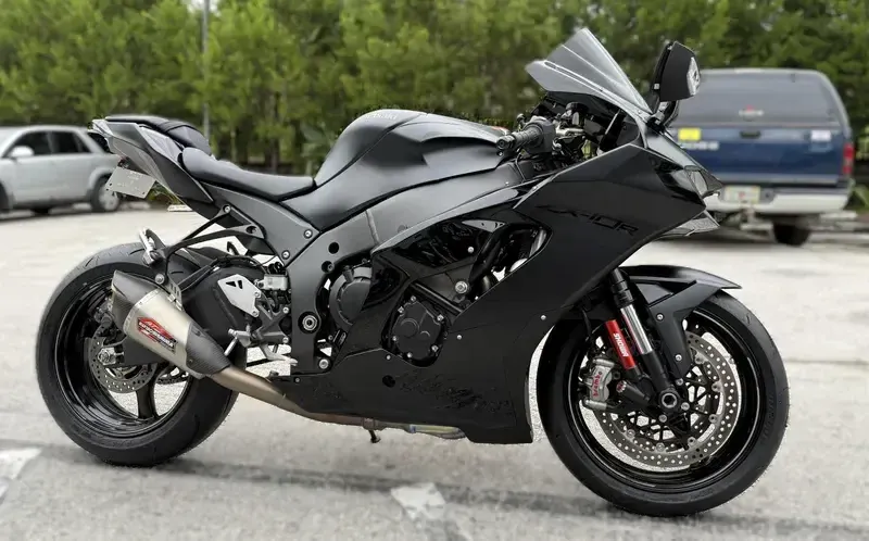 Used 2024 Kawasaki Ninja ZX10R ABS 