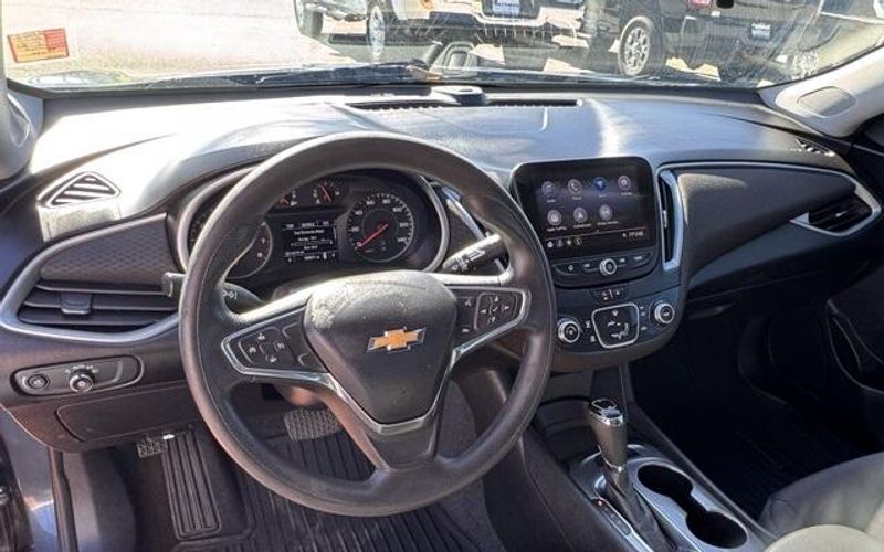 Used 2020 Chevrolet Malibu LSImage 6