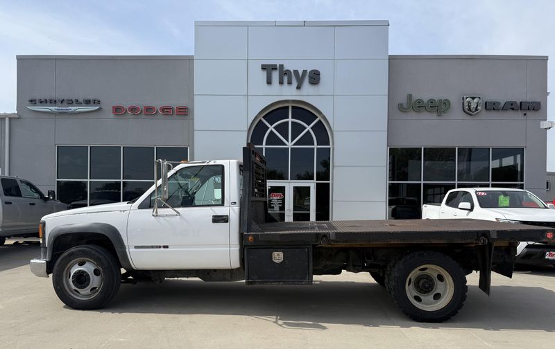 Used 1999 GMC Sierra C3500 HD Chassis Image 21