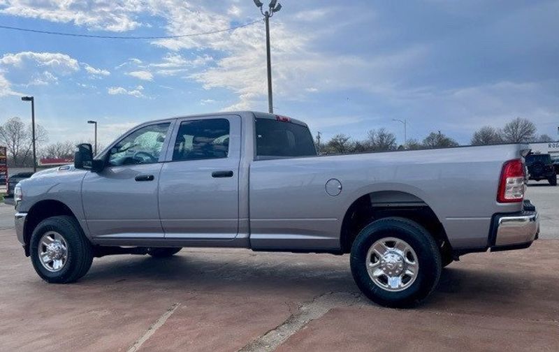 2024 RAM 3500 Tradesman Crew Cab 4x4 8