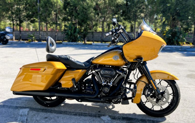 2023 Harley-Davidson Road Glide Special 