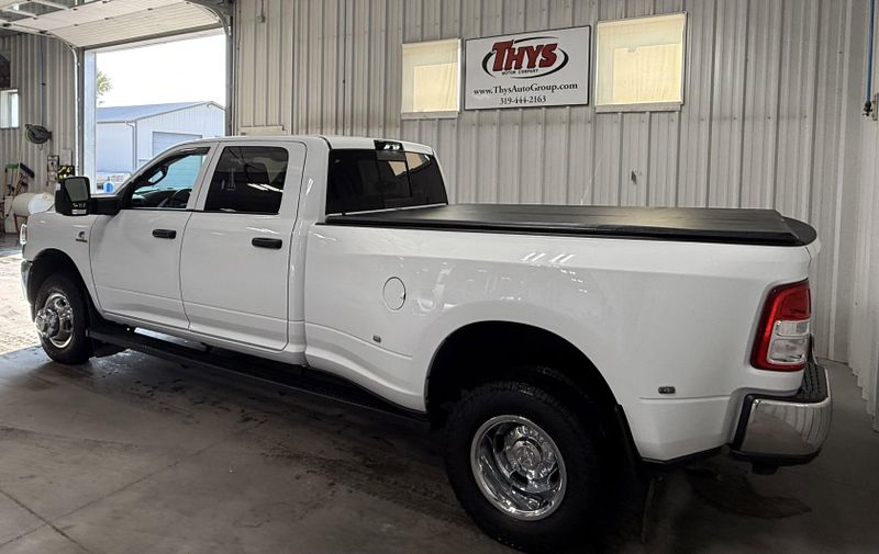 Used 2023 RAM 3500 TradesmanImage 12
