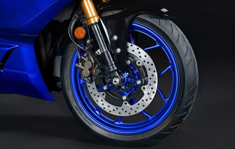 New 2026 Yamaha YZF-R3 ABS Image 6