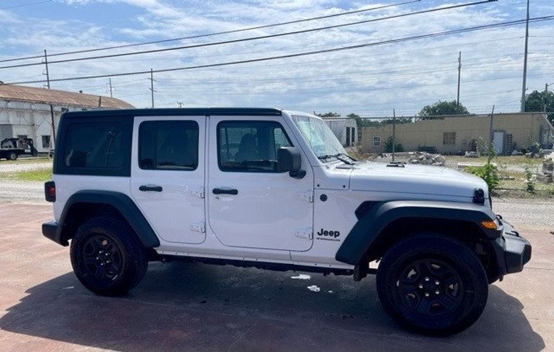 2024 Jeep Wrangler 4-door SportImage 5