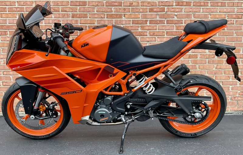 2024 KTM RC 390Image 4