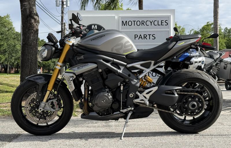 2022 Triumph Speed Triple 1200 RS
