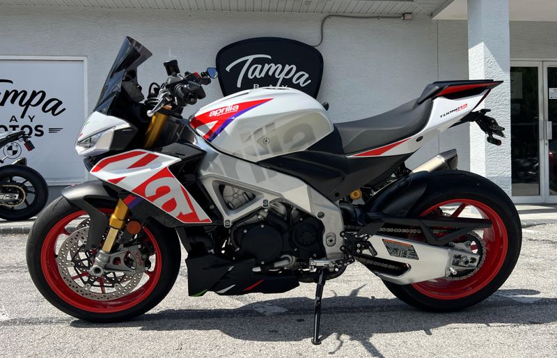 2024 Aprilia Tuono V4 Factory 1100 