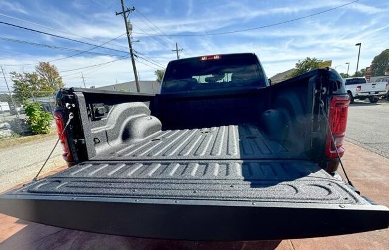 New 2026 RAM 2500 Black Express Crew Cab 4x4 6