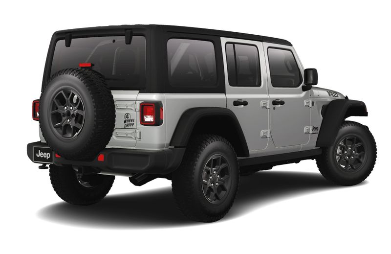 2025 Jeep Wrangler 4-door WillysImage 2