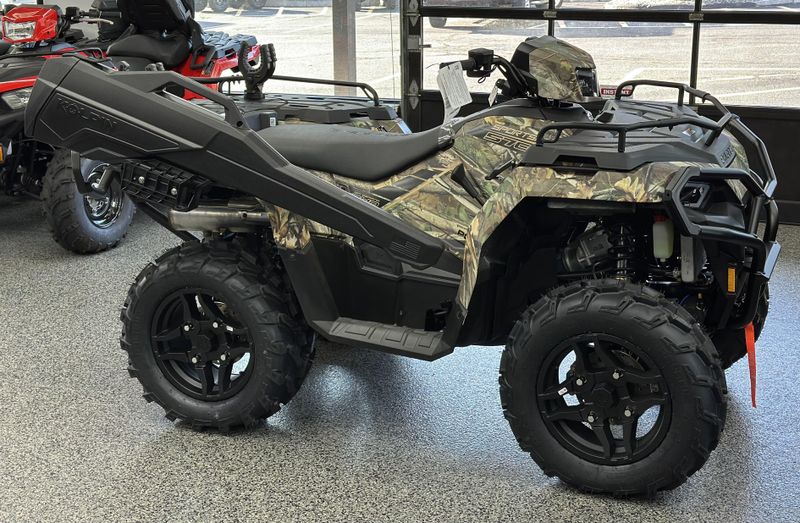 2025 Polaris Sportsman 570 HUNT EDITION  Image 1