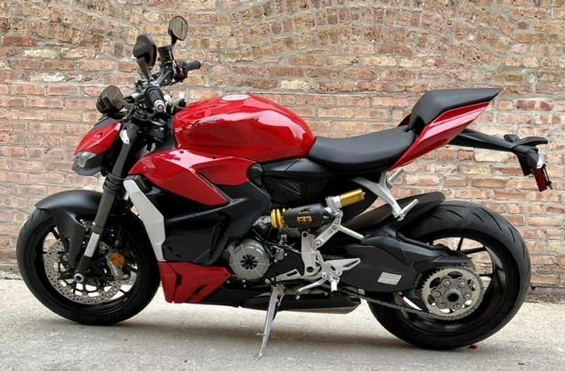 2023 Ducati Streetfighter V2  Image 3