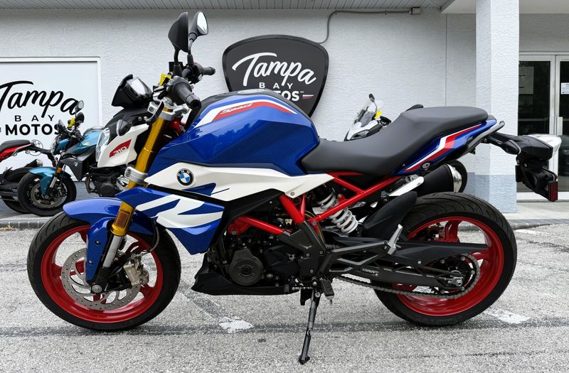 2025 BMW G 310 R