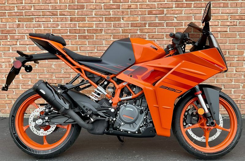 2024 KTM RC 390Image 1