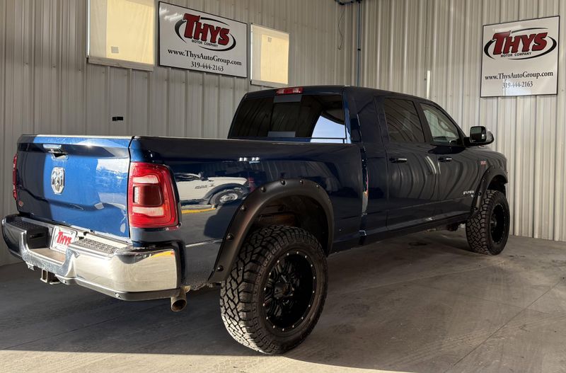 2019 Ram 2500 Laramie photo 3