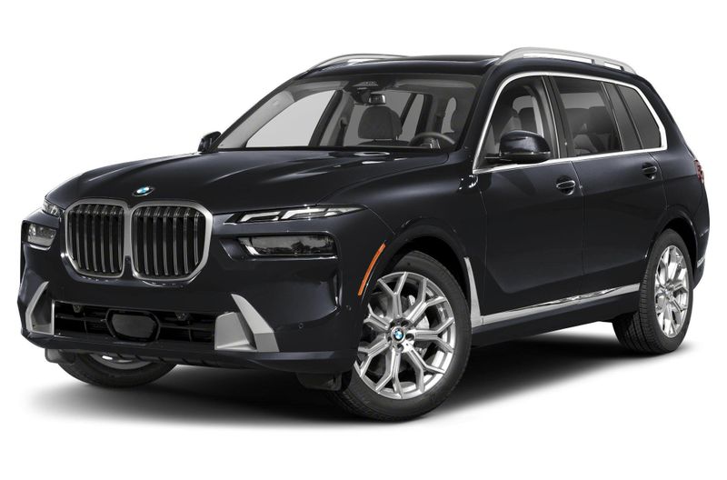 2023 BMW X7 M60i