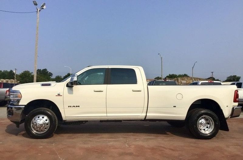 2024 RAM 3500 Laramie Crew Cab 4x4 8