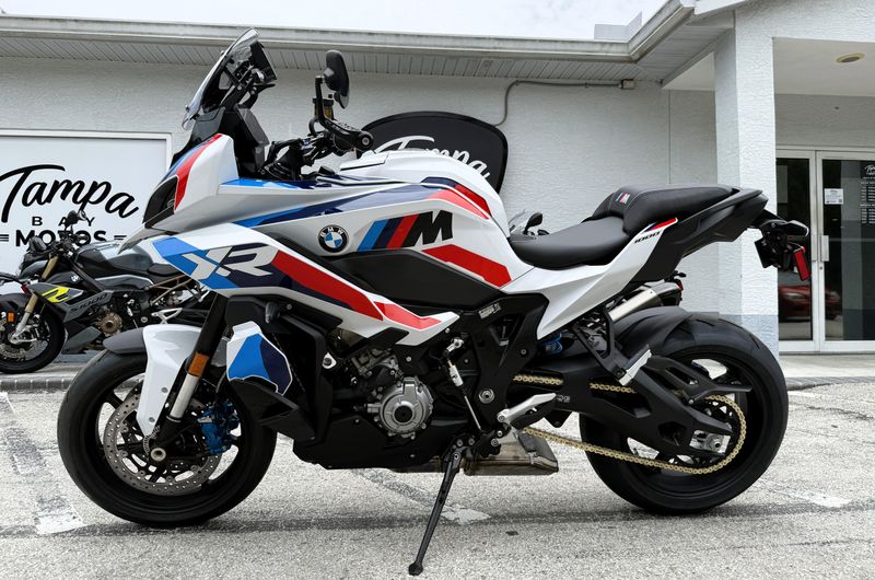 2025 BMW M 1000 XR 