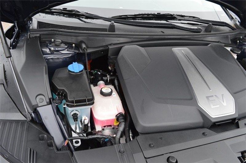2023 Kia EV6 WindImage 32
