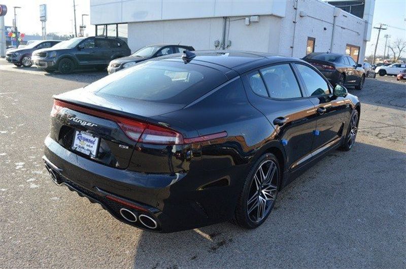 2023 Kia Stinger GT2Image 2