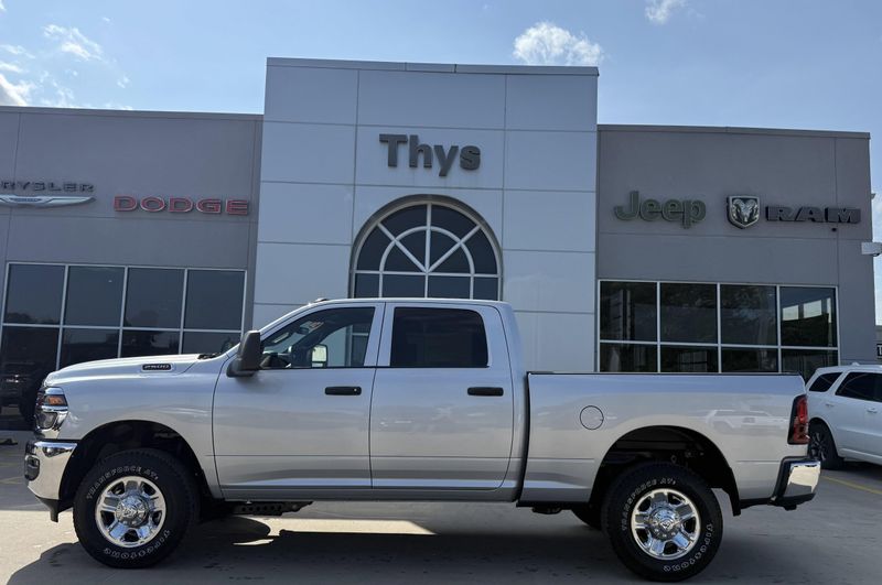 New 2026 RAM 2500 Tradesman Crew Cab 4x4 6