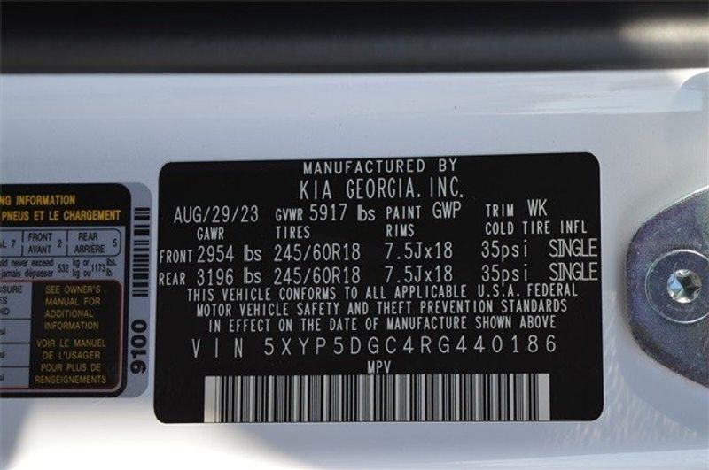 2024 Kia Telluride SX X-Pro in a Glacial White Pearl exterior color and Blackinterior. Raymond Auto Group 888-703-9950 raymonddeals.com 