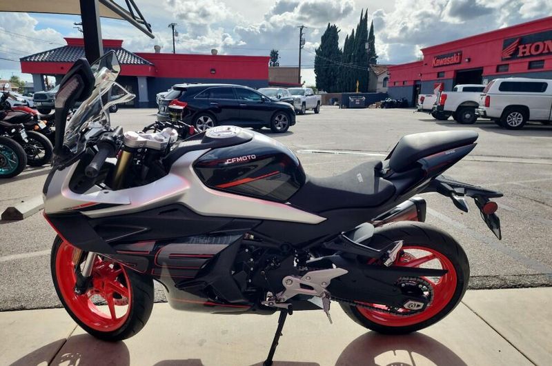 New 2026 CFMOTO 450SS Image 4