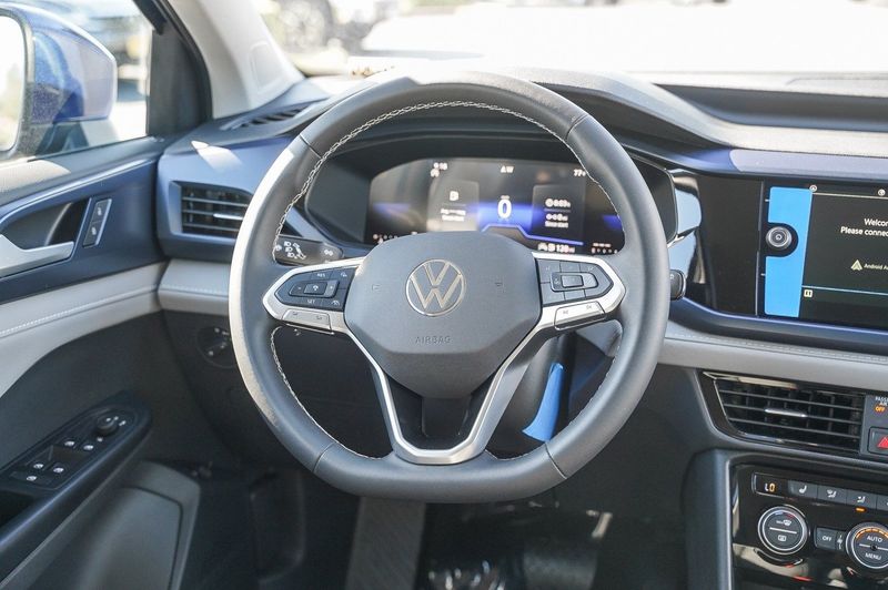 2024 Volkswagen Taos 1.5T SEImage 16