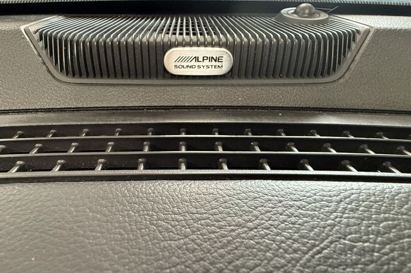 Used 2015 RAM 1500 LaramieImage 26