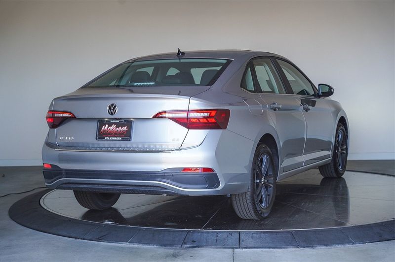 2024 Volkswagen Jetta 1.5T SEImage 4