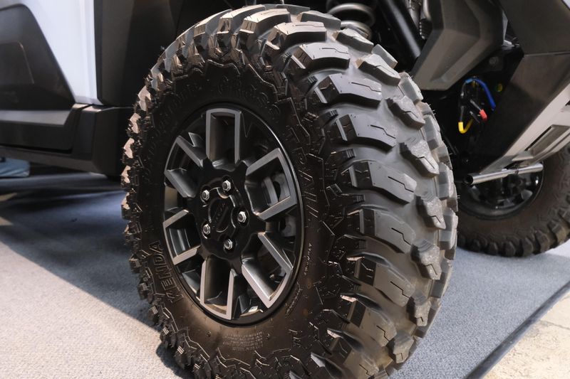 NEW 2025 POLARIS RANGER CREW XD 1500 NORTHSTAR EDITION ULTIMATE Image 5