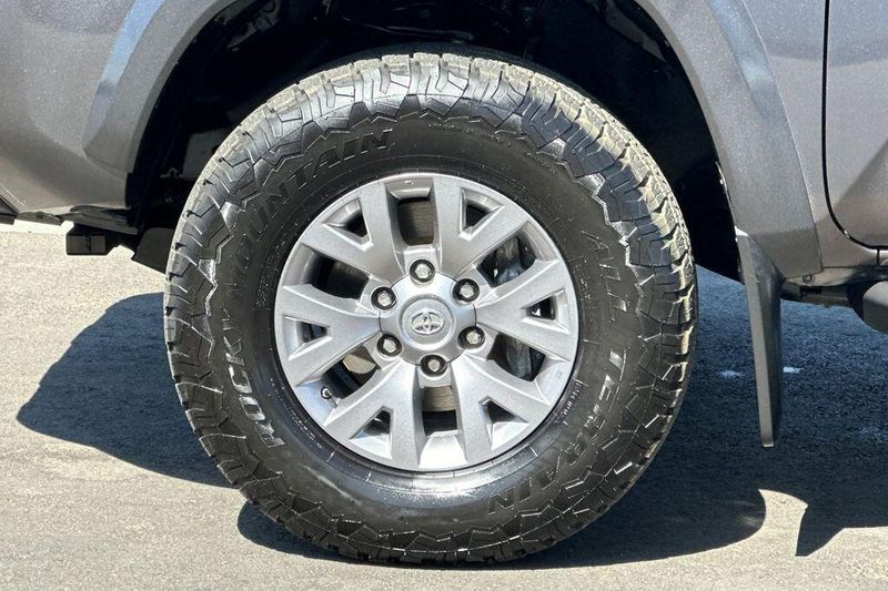 Used 2019 Toyota Tacoma SR5Image 22