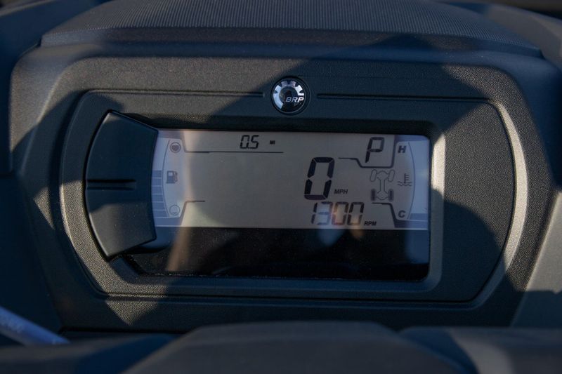 NEW 2026 CAN-AM OUTLANDER MAX DPS 700 Image 20