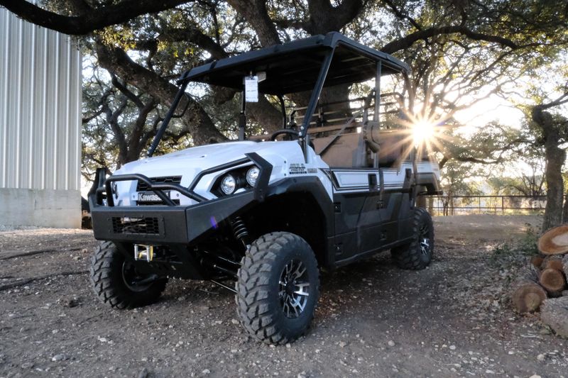 2025 Kawasaki MULE PROFXT 1000  PLATINUM RANCH EDITION METALLIC STARDUST WHITEImage 24