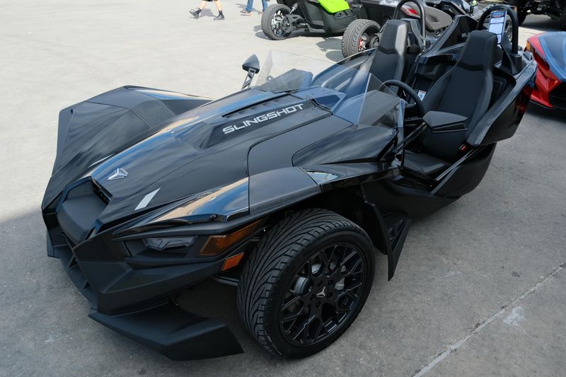 NEW 2025 POLARIS SLINGSHOT SL AUTODRIVE Image 7