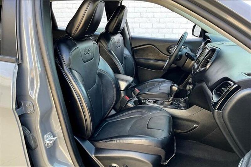 Used 2023 Jeep Cherokee AltitudeImage 6