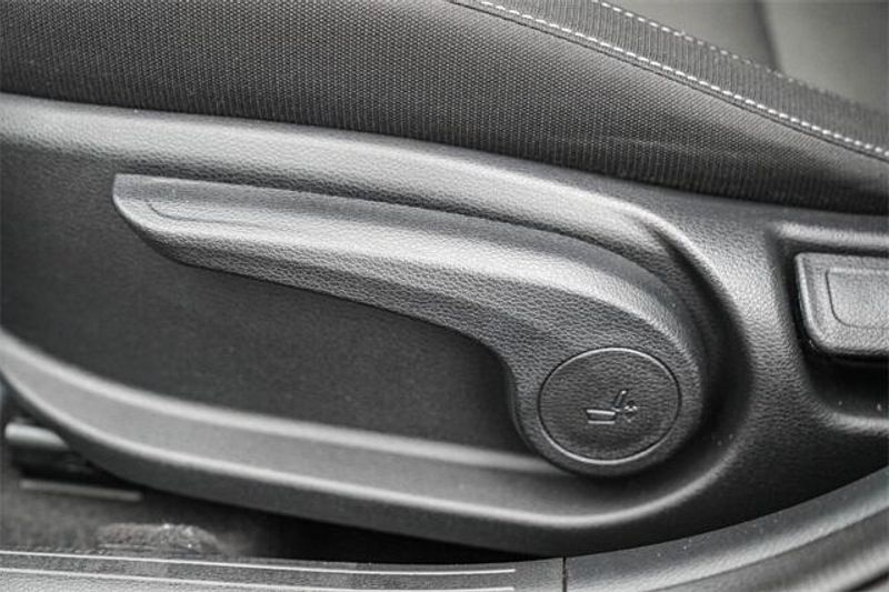 Used 2023 Kia Forte LXSImage 22