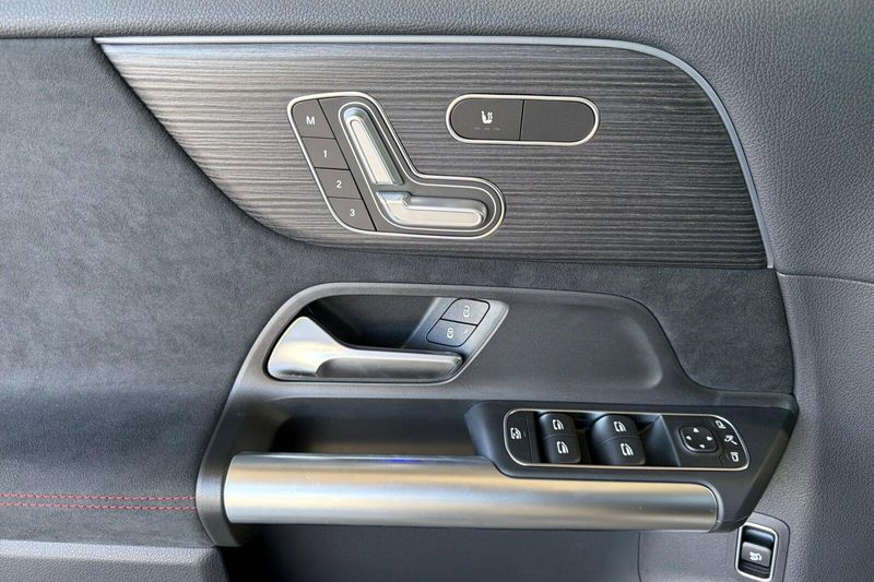 New 2026 Mercedes-Benz GLA-Class GLAGLA 250Image 8