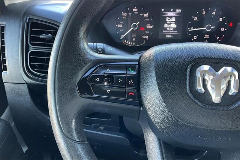2023 RAM ProMaster 2500 High RoofImage 15
