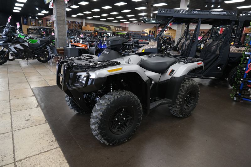 2024 Honda FOURTRAX RUBICON 4X4 AUTOMATIC MATTE SILVER METALLIC Image 5