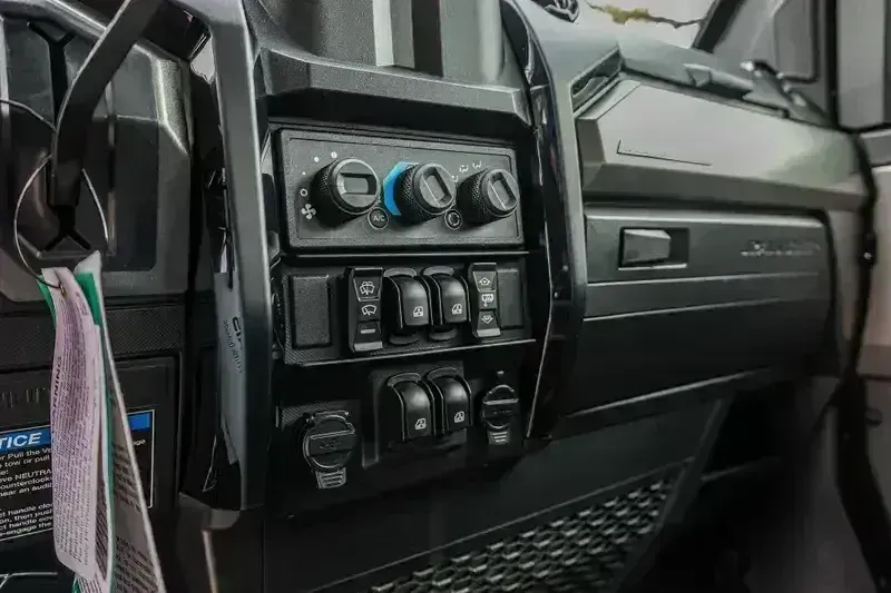 NEW 2025 POLARIS RANGER CREW XD 1500 NORTHSTAR EDITION ULTIMATE Image 16