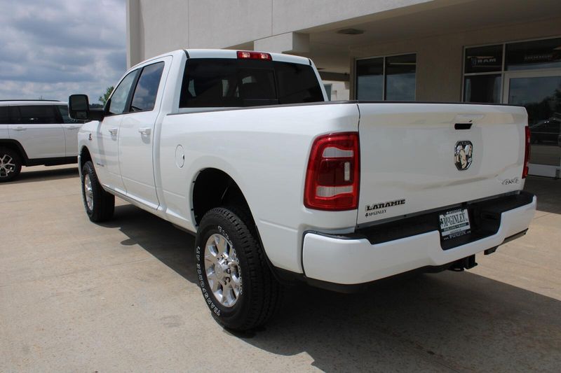 2024 Ram 2500 Laramie photo 9